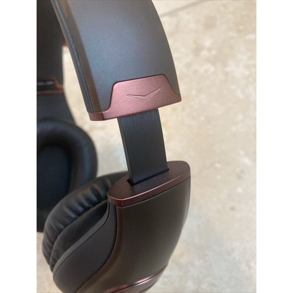 Klipsch Mode M40 Noise-Canceling Wired Headphones - Picture 4 of 16